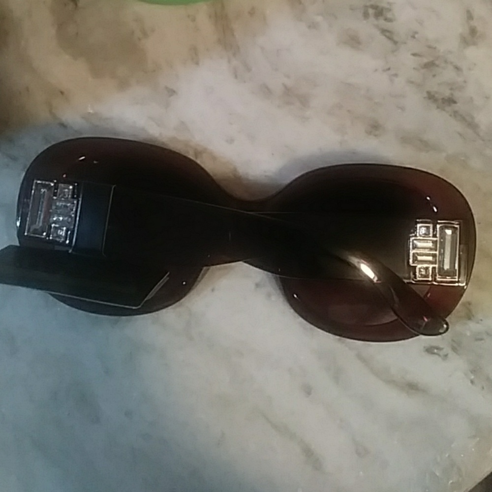 Sunglasses - Picture 2 of 2